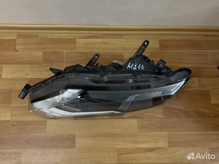 Nissan X-Trail T32 Фара левая