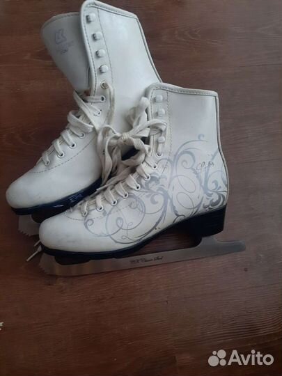 Коньки фигурные женские 38 размер