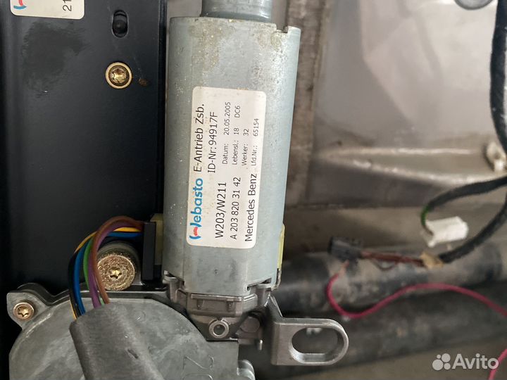 Люк Мерседес W211 S211 E350