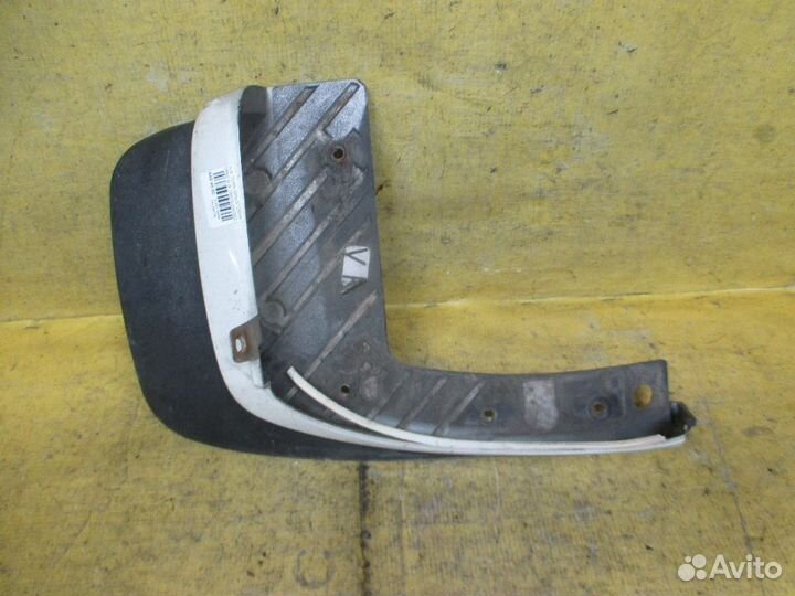 Брызговик Nissan Terrano TR50 (Заднее Правое)