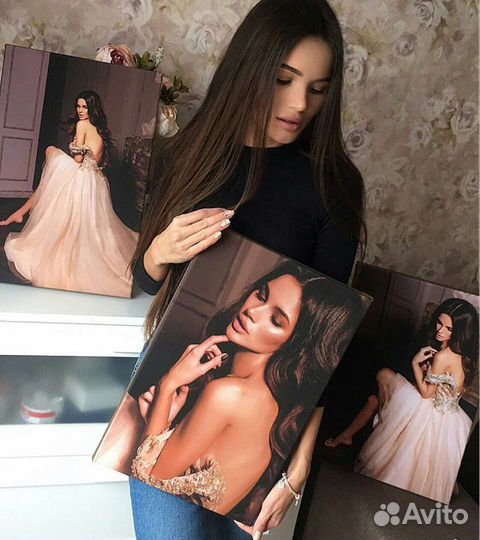 Портрет на холсте