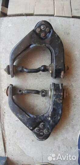 Рычаг передней подвески Хундай Н200