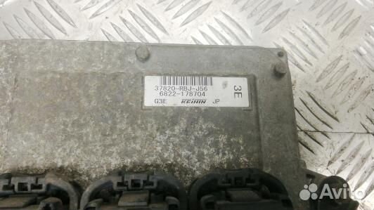 Блок управления двс honda insight 2 (HVN17PF01)