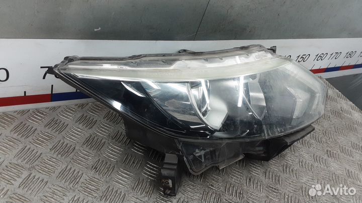 Фара правая Nissan Qashqai