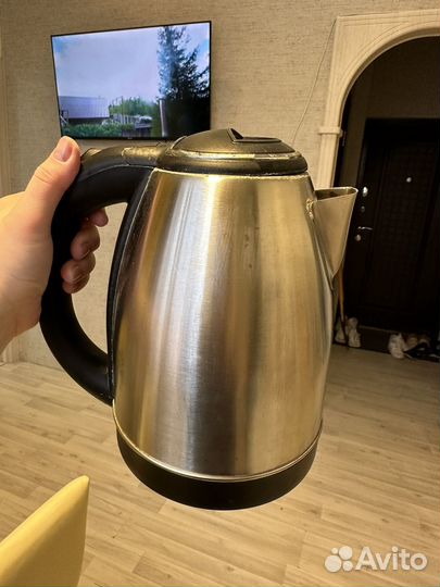 Чайник электрический polaris