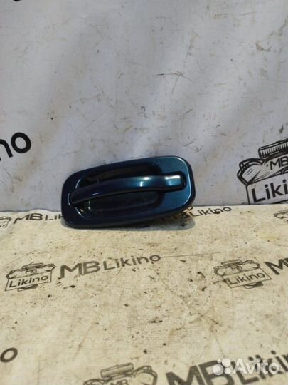 Ручка двери передняя правая Chevrolet Tahoe GMT840