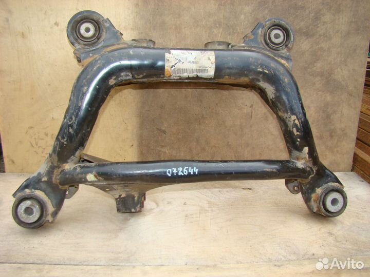 Задний подрамник 3.0i Bmw x3 03г