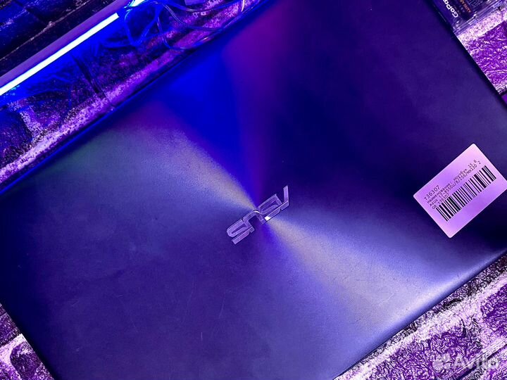 Ноутбук игровой Asus i7-8th/8/256/mx150 2gb