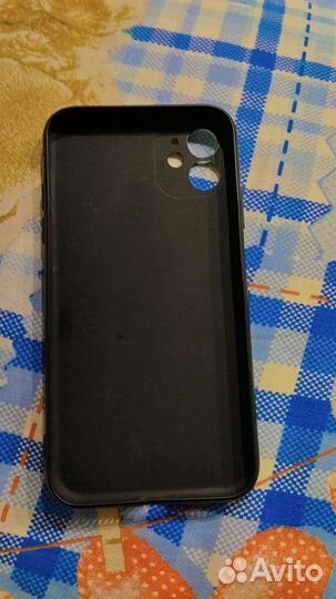 Чехол на iPhone 11
