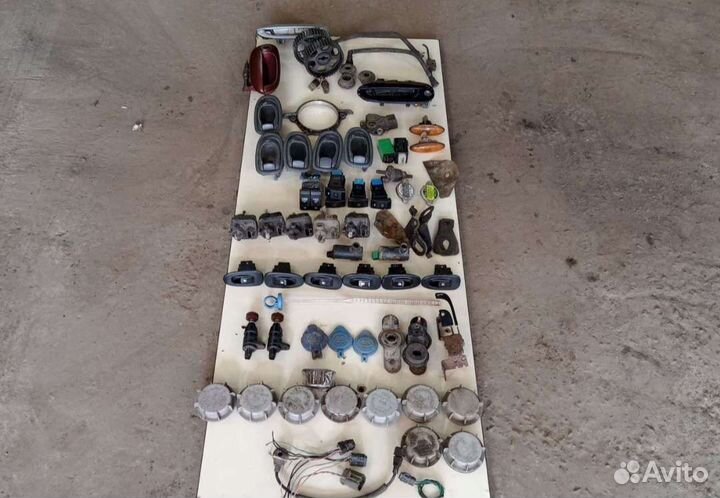 Всякую мелочь на Kia Spectra