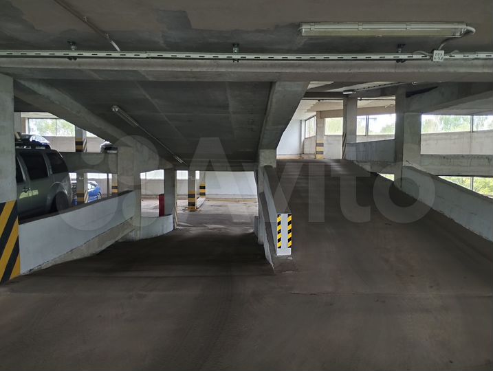 Машиноместо, 17 м²