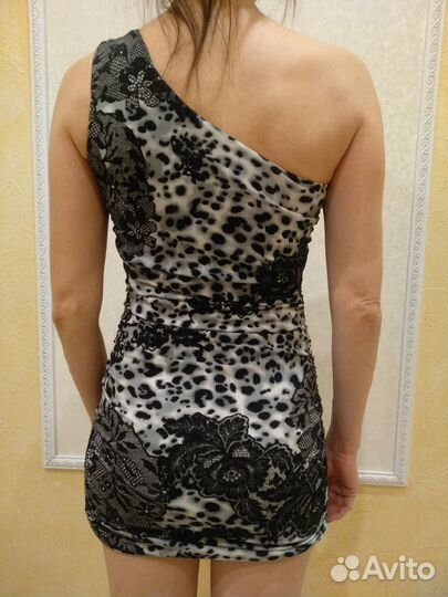 Платье б/у размер S