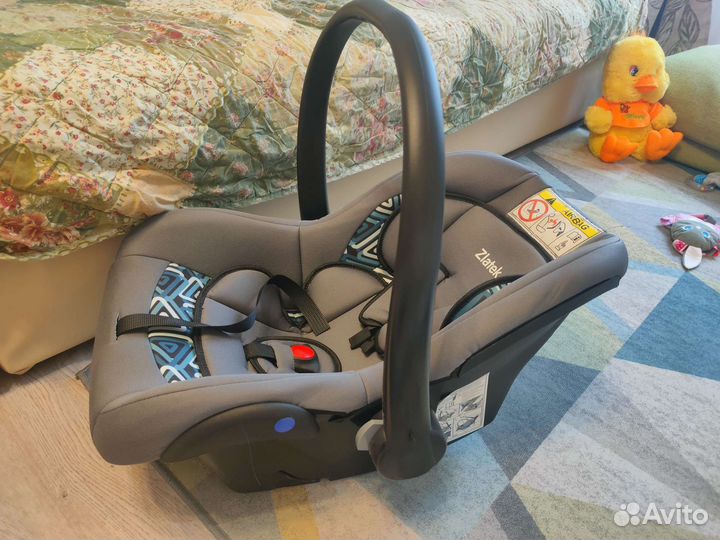 Детское автокресло