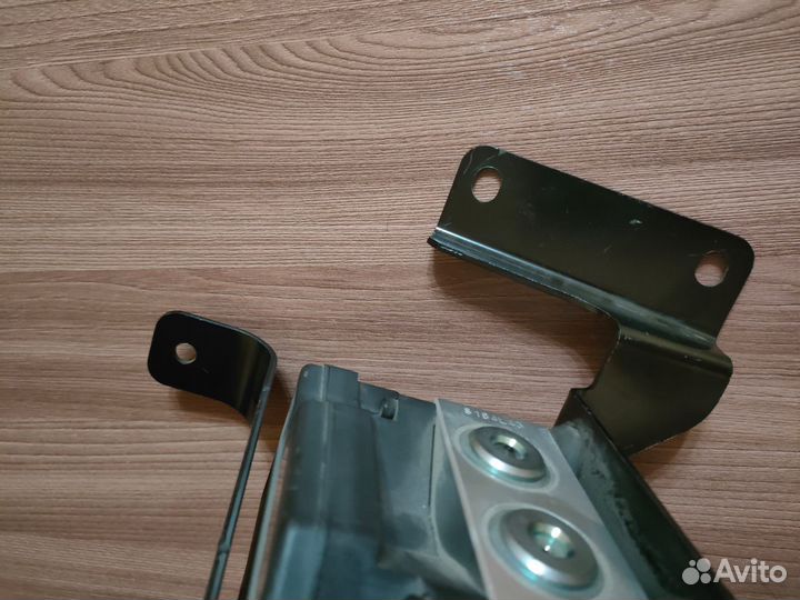 Блок ABS Hyundai Santa fe