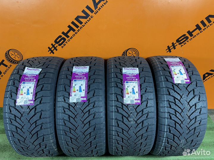 Tourador Ice Star TSW1 295/40 R21 111U