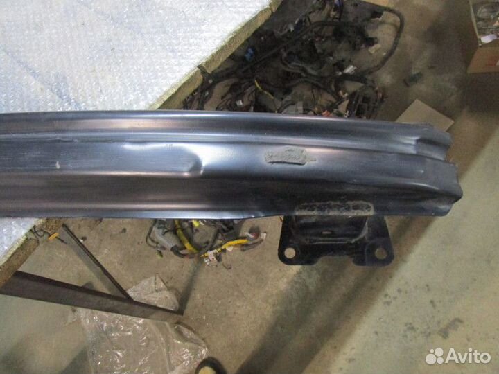 Усилитель заднего бампера VW Passat B7 2011-2015,P