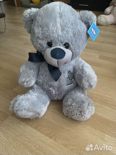 Плюшевый медведь