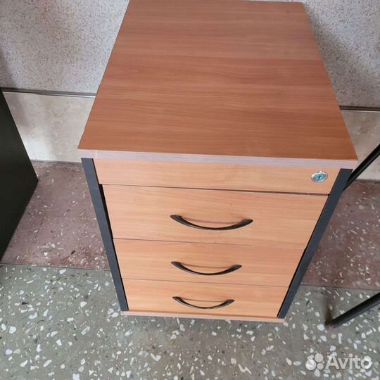 Офисная мебель.б/у