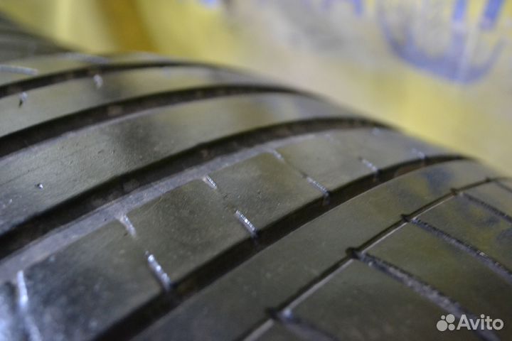 Dunlop SP Sport Maxx GT 255/35 R19