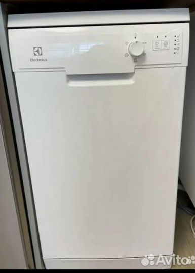 Посудомоечная машина Electrolux ESF9423LMW