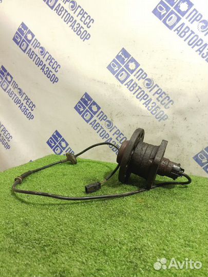 Ступица задняя правая Skoda Superb седан 1.8 AWT