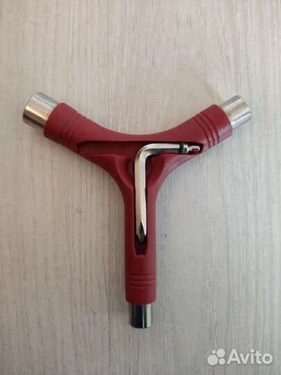 Ключ для скейтборда/лонгборда Юнион Y-образный