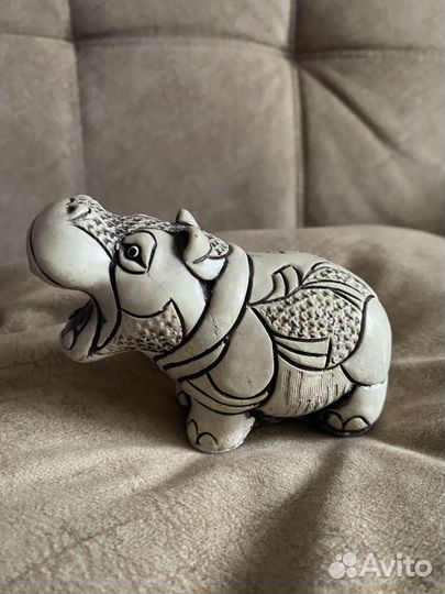 Статуэтка фарфоровая тигр