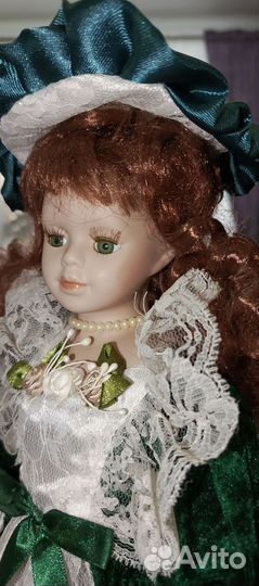 Кукла фарфоровая большая