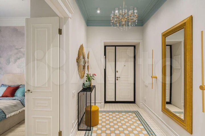 3-к. квартира, 110 м², 2/4 эт.