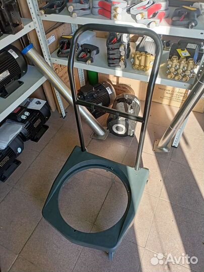 Тележка для пылесоса