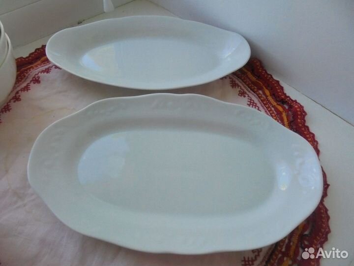 Фарфор Блюдо д/хлеба (270 мл) + Селёдочница(250 мл