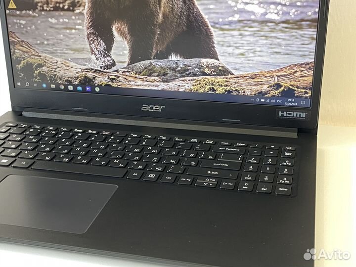 Быстрый Acer 8gb/2,4GHz/ssd256/FHD ноутбук