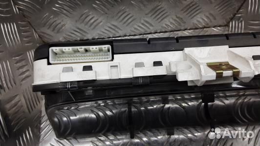 Щиток приборов toyota corolla verso 2 (99T11IT01)