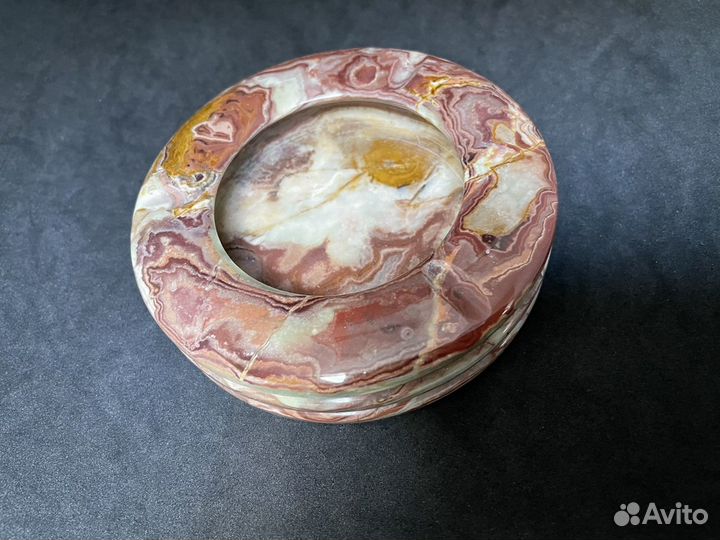 Пепельница из натурального камня оникс