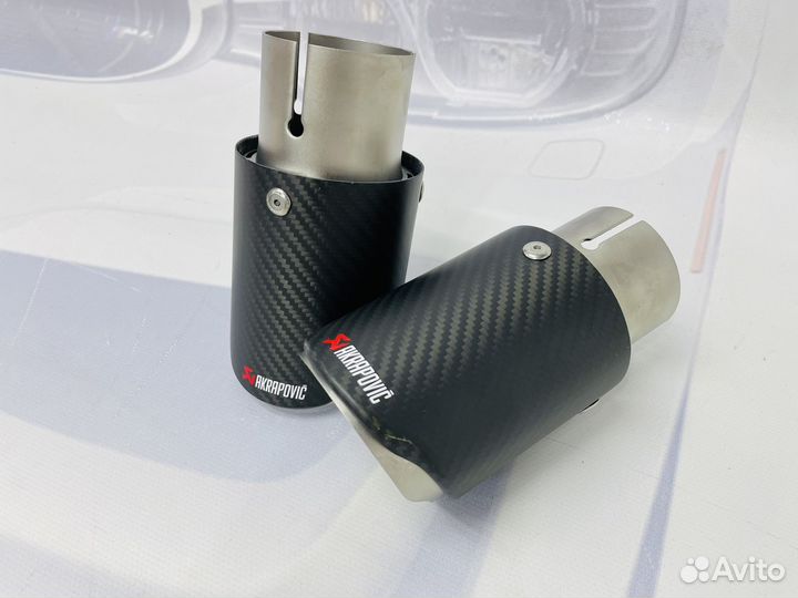 Карбоновая насадка Akrapovic 1/90