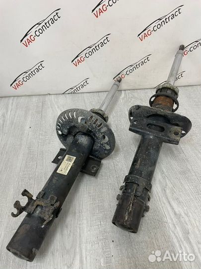 Амортизатор передний Skoda Rapid 1.6 2014