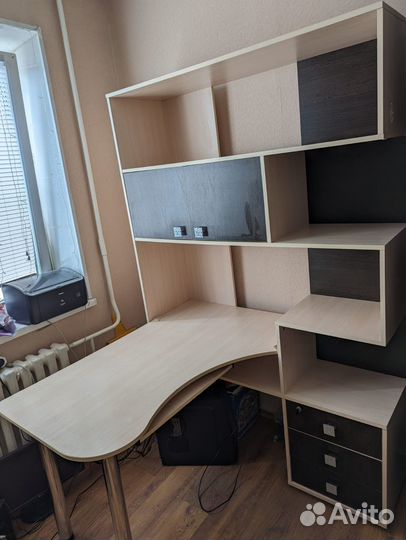 Продам Уголок школьника