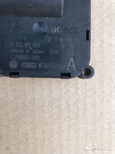 Моторчики заслонки печки Audi A6 C6 4f