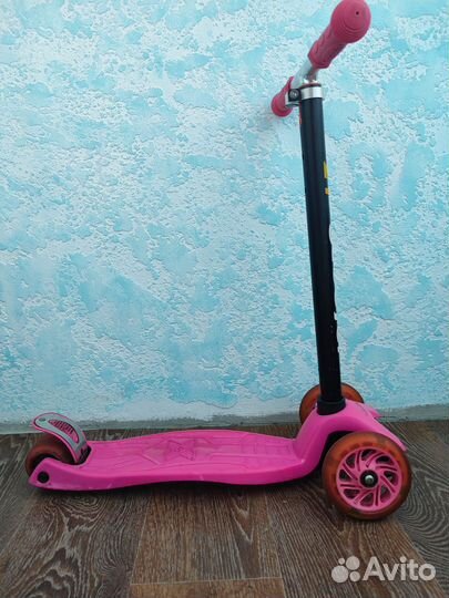 Самокат детский трехколесный