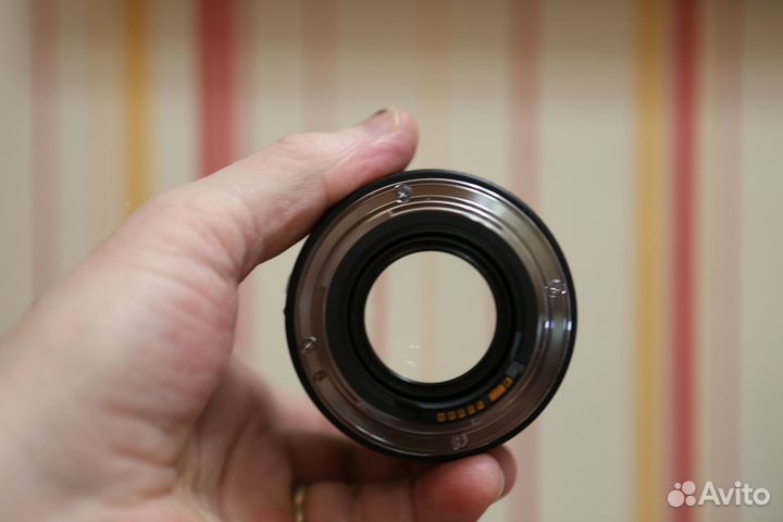 Canon EF 50mm f 1.4 usm (новый)бленда;светофильтр