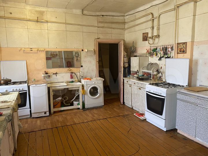 Комната 26,1 м² в > 9-к., 2/2 эт.