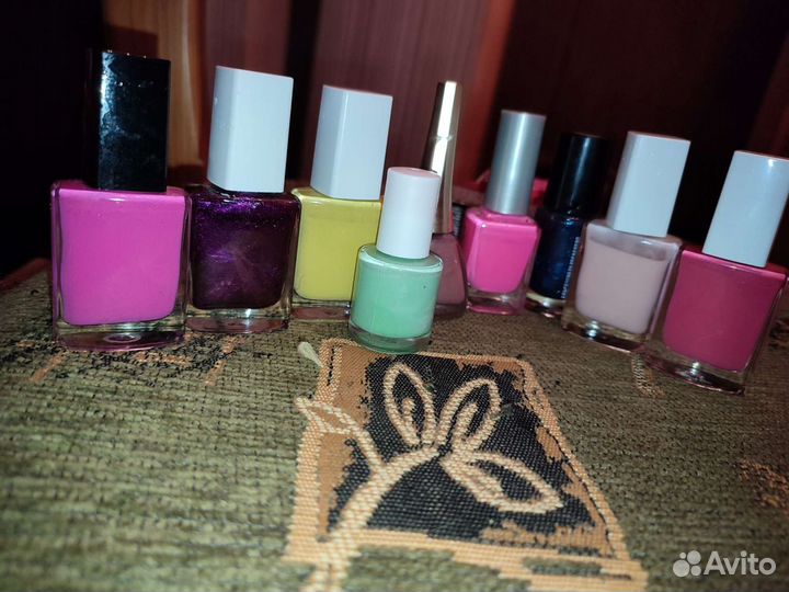 Лаки для ногтей