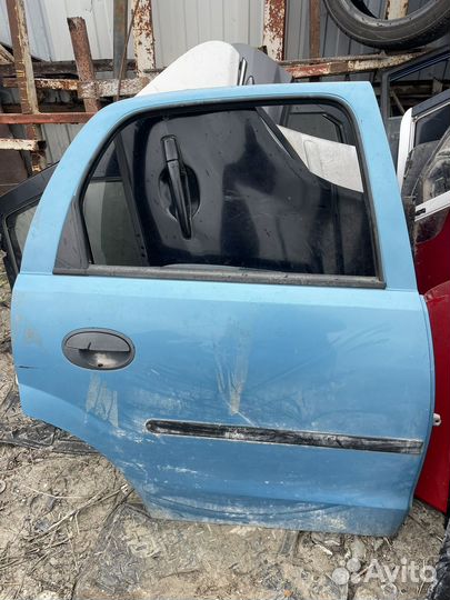 Задняя правая дверь opel corsa c vito