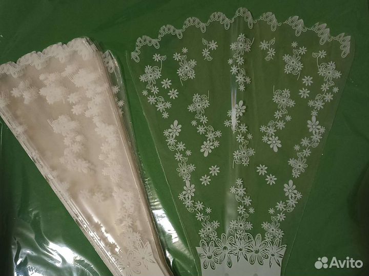 Упаковка для цветов конус