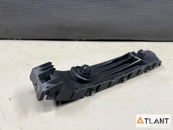 Крепление бампера передняя правая honda elysion