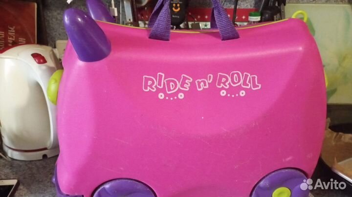 Детский чемодан на колесах ride'n'roll