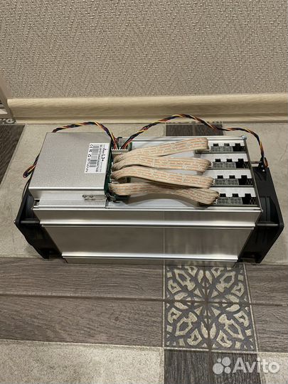 Antminer L3+ 504 mh/s в идеале как новый