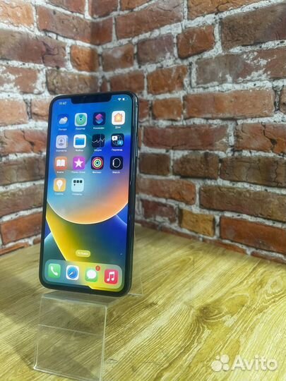 iPhone 11 Pro Max, 64 ГБ