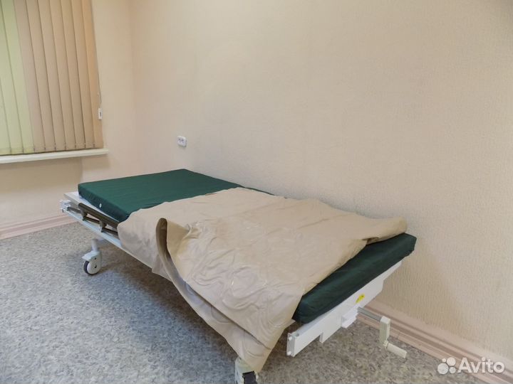 Кровать медицинская