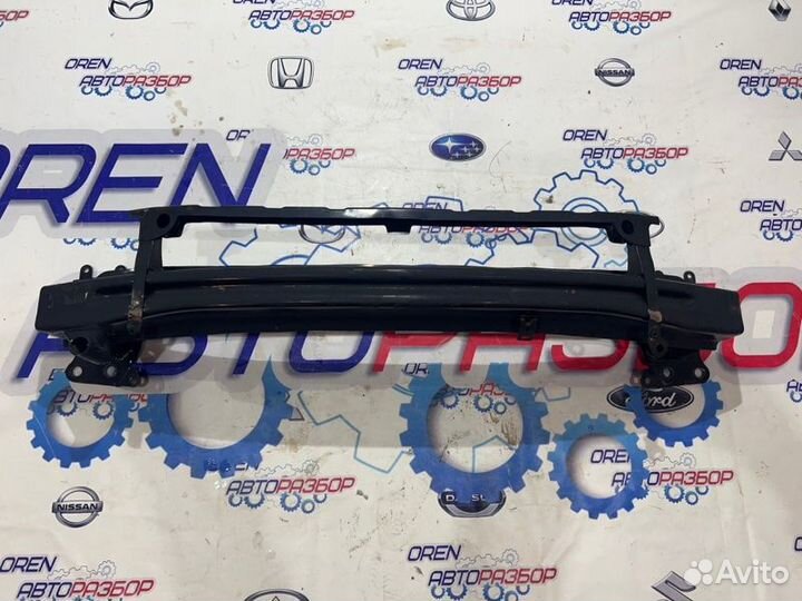 Усилитель бампера передний Skoda Octavia A5 1.6